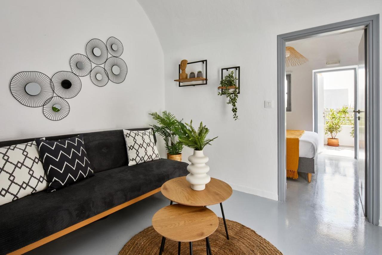 Lamina Guest House Perissa Bagian luar foto
